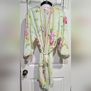 Oscar De La Renta Floral Kimono Robe